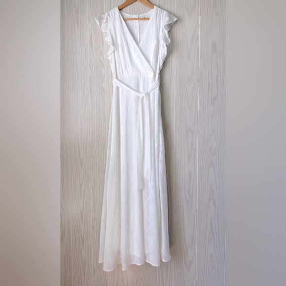 Altar’D State White Ruffle Sleeve Maxi Dress Size Small LNC - Picture 1 of 3